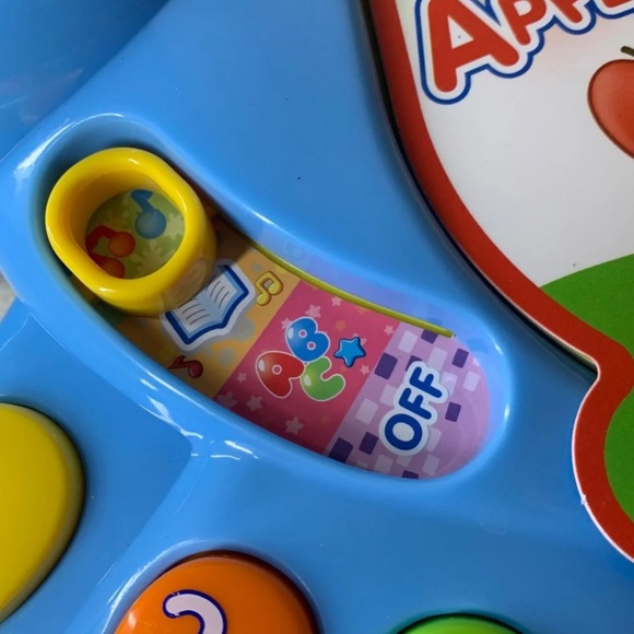 VTech Touch and Teach Blue Elephant Book - Picture 4 of 6